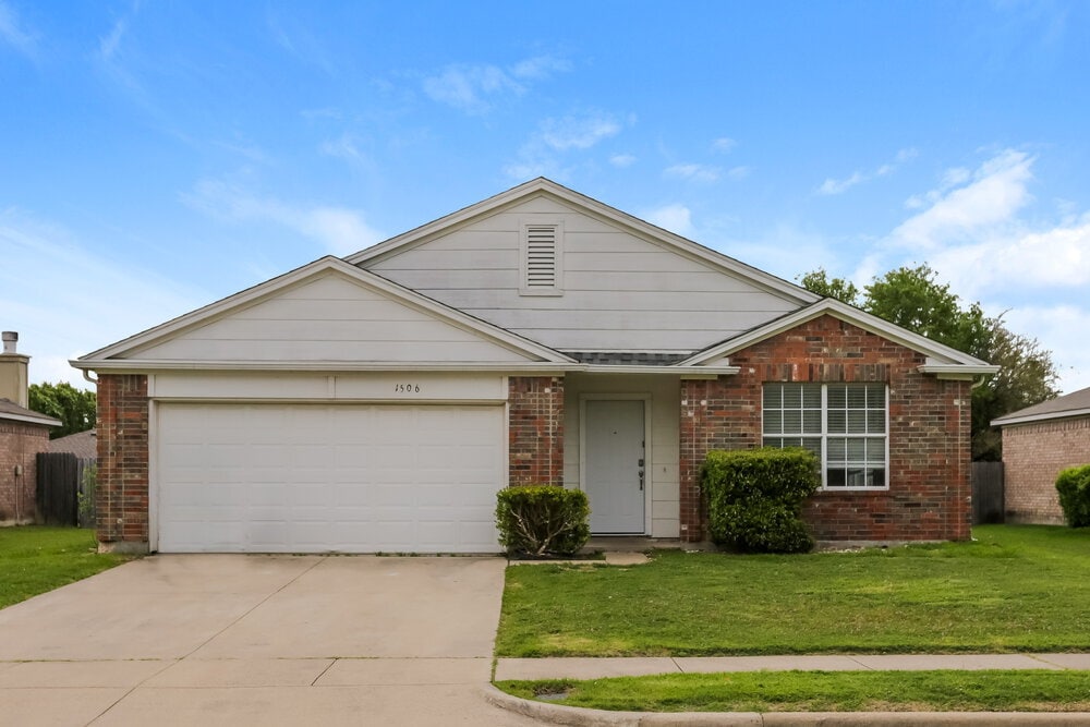 Primary Photo - 1506 Clemson Dr