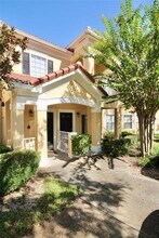 Building Photo - 913 Arbor Lakes Cir