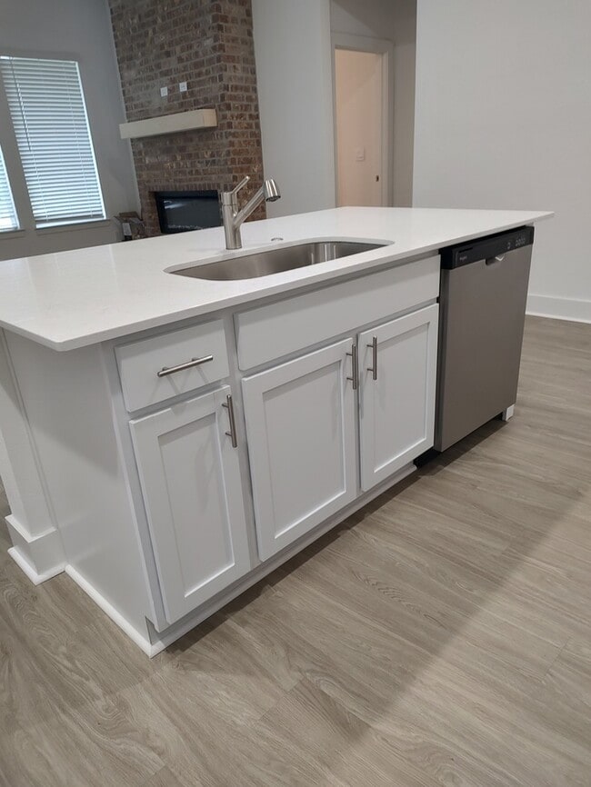 Building Photo - New Construction, one level home