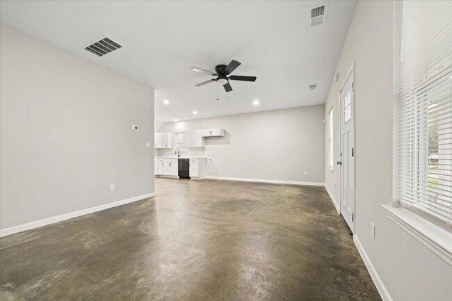 Foto del edificio - 2845 Yale Ave