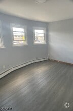 Building Photo - 251 Schuyler Ave
