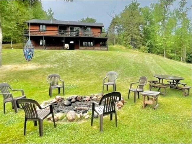 Foto del edificio - 38258 Deer Lake Way