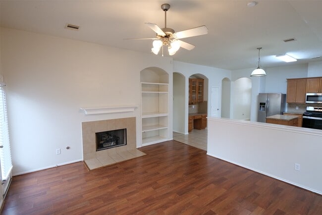 Building Photo - 24622 Colonial Maple Dr