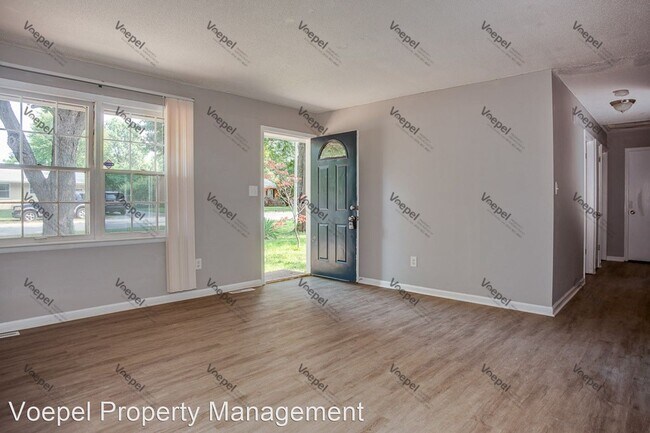 Building Photo - 3 br, 1 bath House - 10610 Oakland Ave.