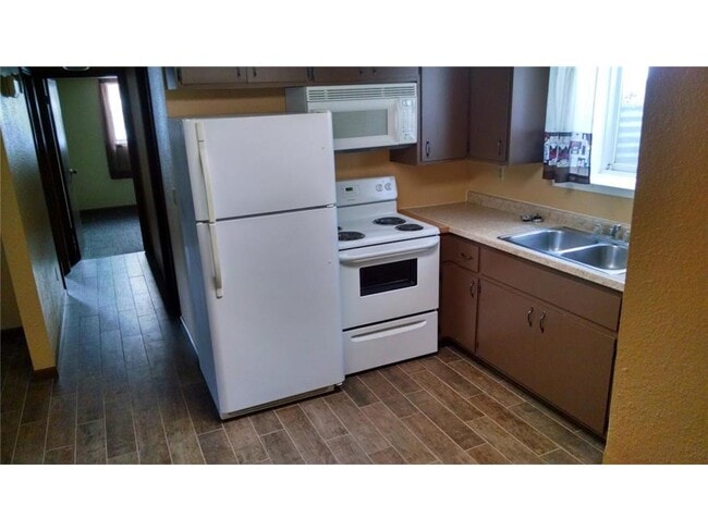 Foto del edificio - 605 Pleasant Ave