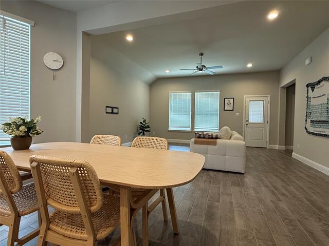 Foto del edificio - 1721 Swallow St