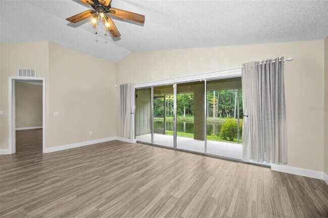 Building Photo - 4638 Sheffield Dr
