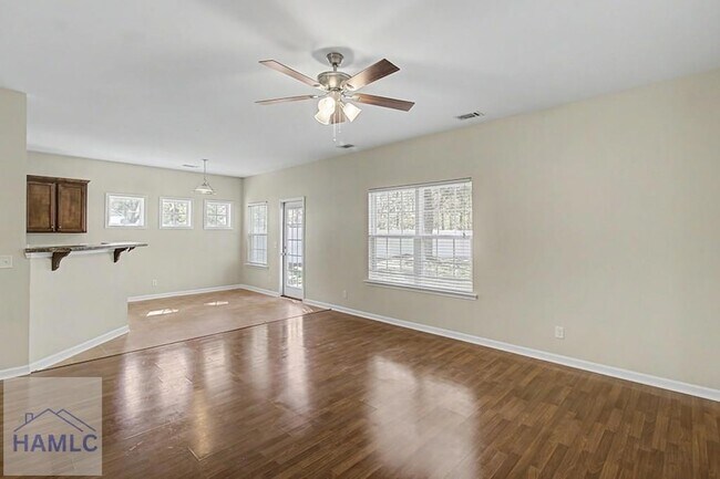 Foto del edificio - 1235 Peacock Trail