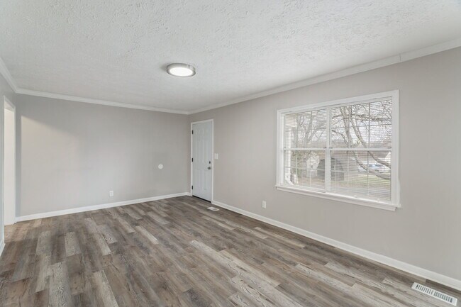 Foto del edificio - 2407 Webster Ct