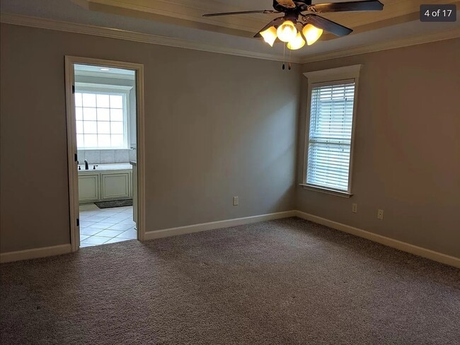 Foto del edificio - 4091 Cottage Heights Rd