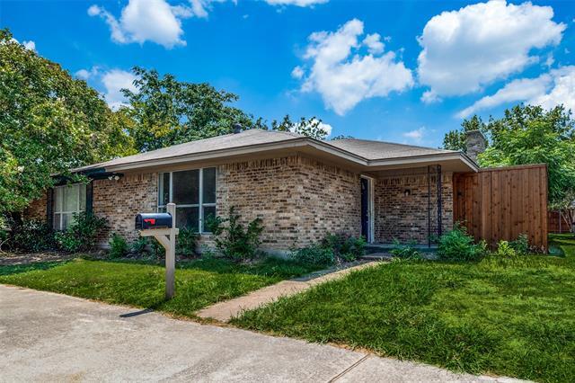Foto principal - 3174 Royal Ln