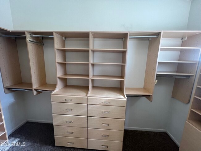 Building Photo - 4620 N Clear Creek Dr