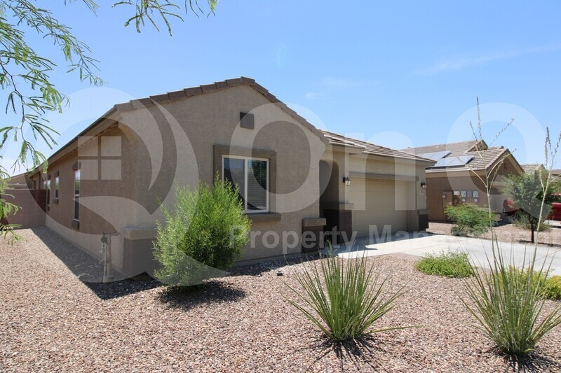 Primary Photo - 11561 West Tom Henry Way