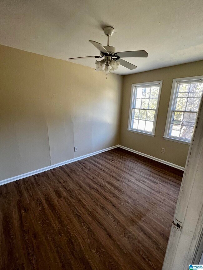 Building Photo - 57 Minor Terrace