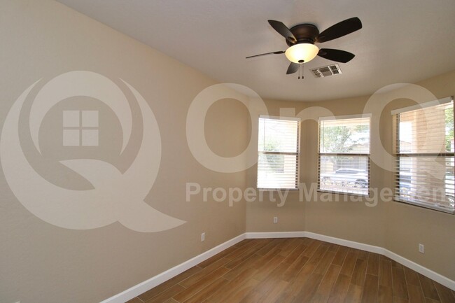Building Photo - 6841 S 26th Pl
