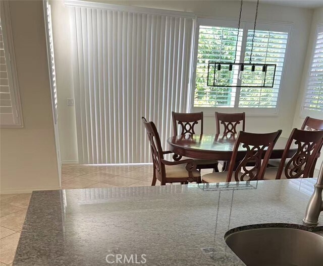 Foto del edificio - 15466 Fennel Pl