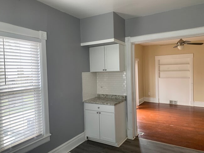 Building Photo - 2570 Hawks Ave