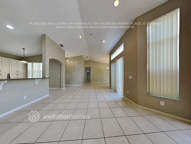 Foto del edificio - 5842 NW 119th Dr