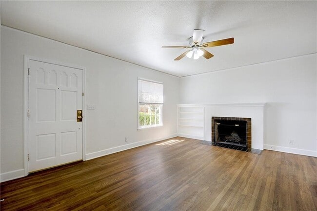 Building Photo - 1602 Mohle Dr