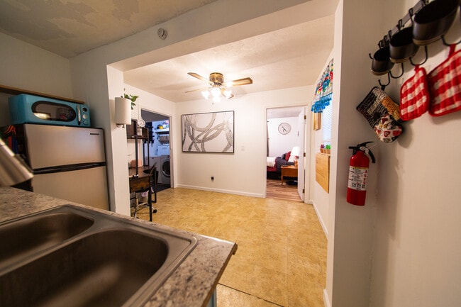 Foto del edificio - 2405 45th St