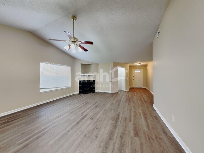 Building Photo - 1493 Brigade Cir