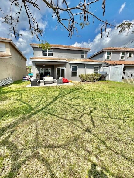 Building Photo - 3350 Turtle Cove