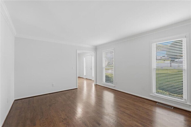 Foto del edificio - 620 Brook Landing Ct