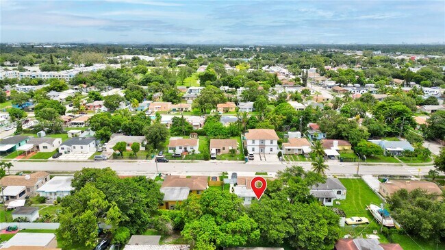 Foto del edificio - 1036 NW 75th St