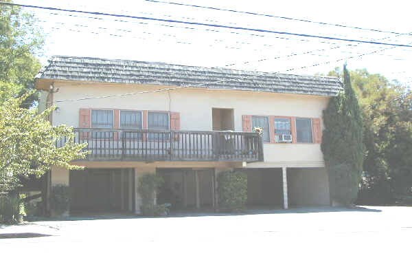 Building Photo - 1587 2nd Ave