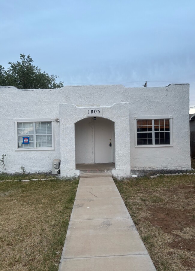 Building Photo - 1803 49th St