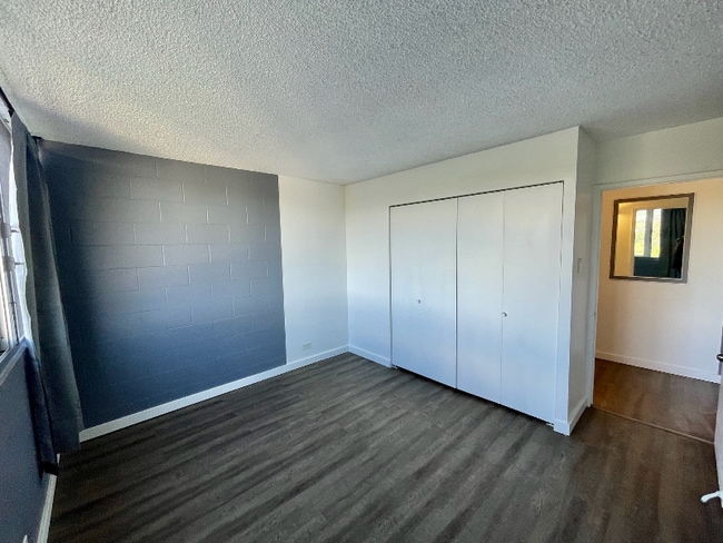 Building Photo - 5122 Likini St