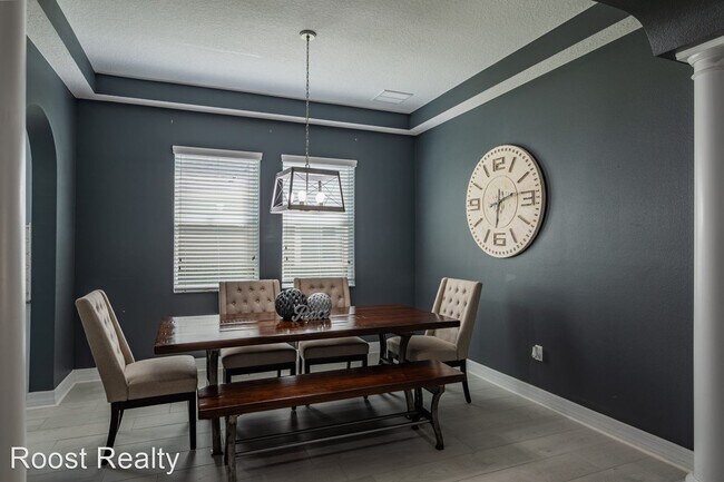 Building Photo - 5 br, 4 bath House - 15329 Azra Dr.