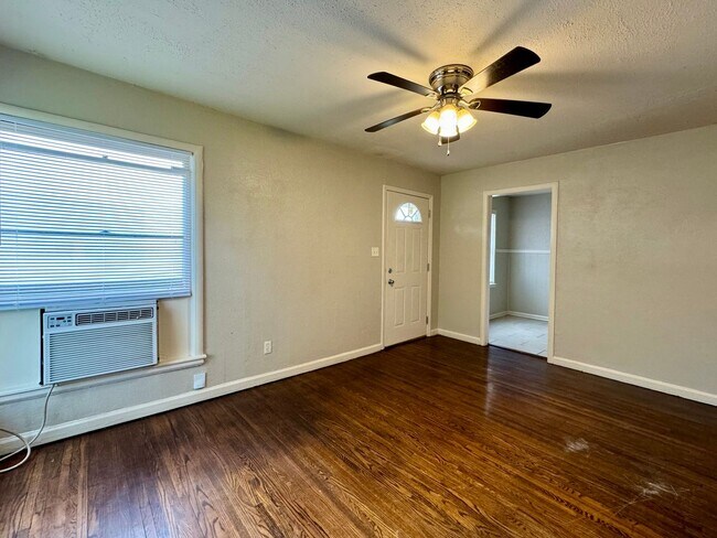 Foto del edificio - 719 N Colorado Ct