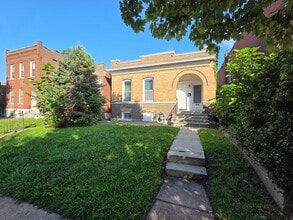 Building Photo - 5005 Idaho Ave