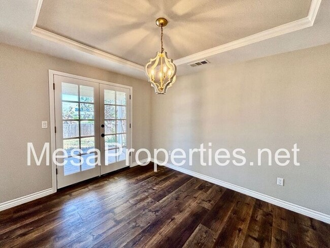 Building Photo - 7891 Corona Ave