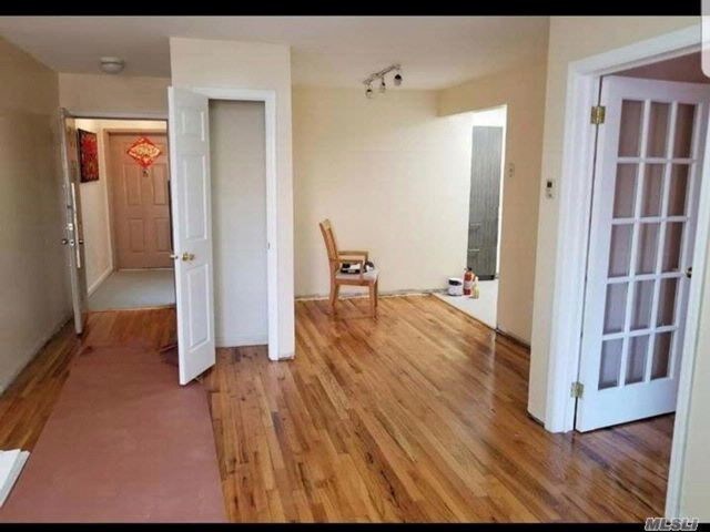 Building Photo - 105-9 Otis Ave