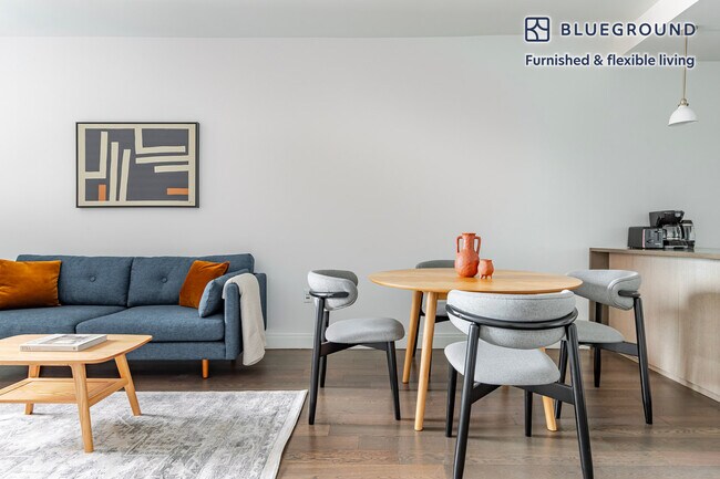 Foto del edificio - 148 1st St