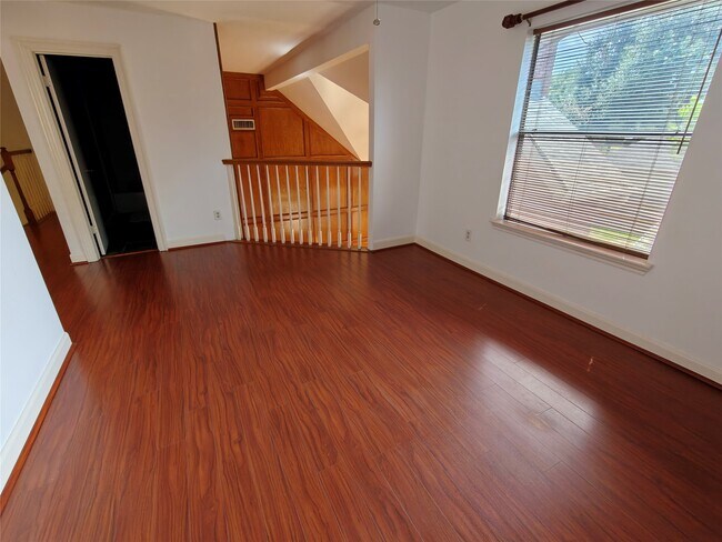 Foto del edificio - 3446 Mimosa Way