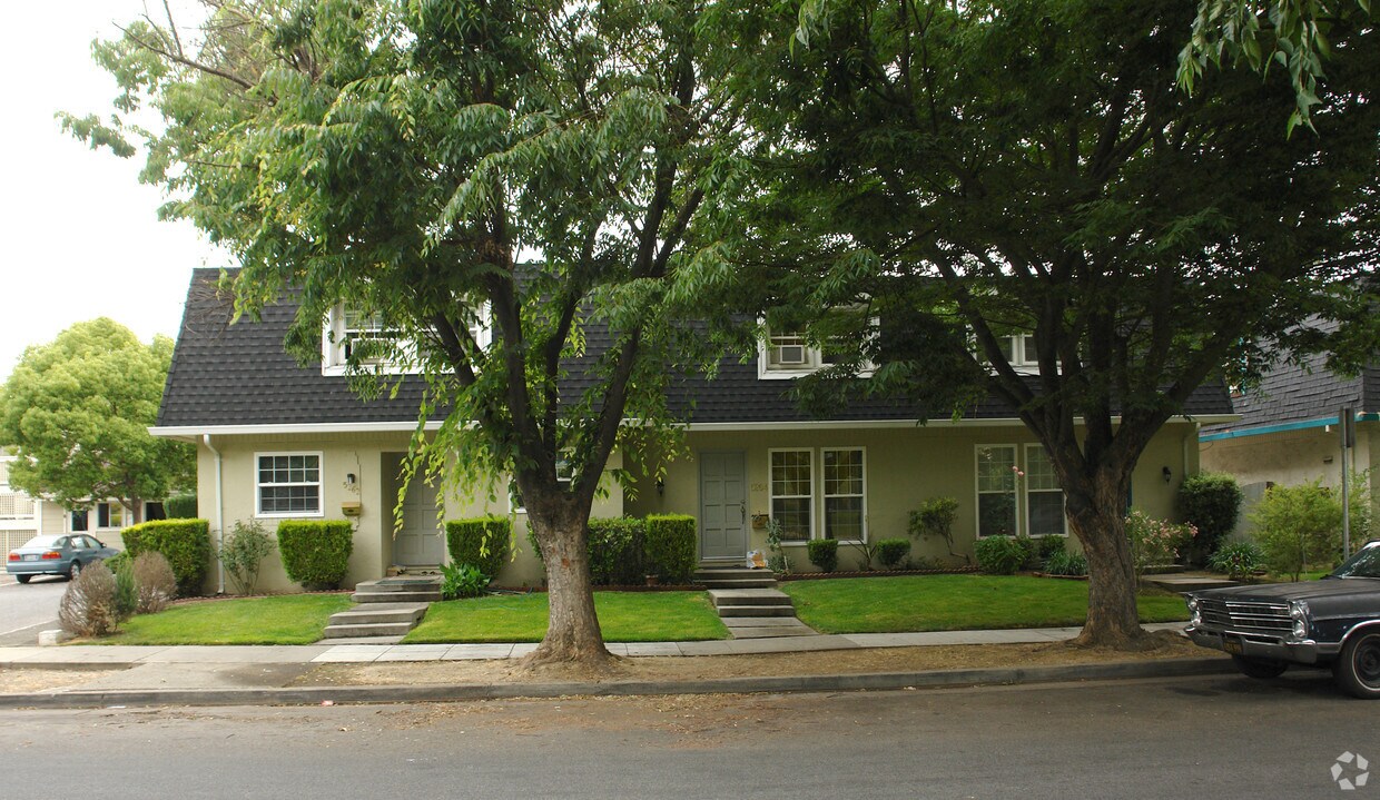 Building Photo - 5262 Snow Dr