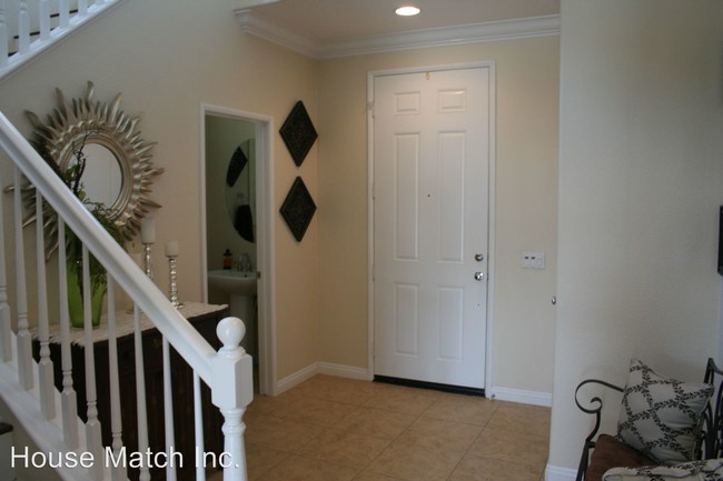Building Photo - 3 br, 3 bath House - 3974 Lake Park Street