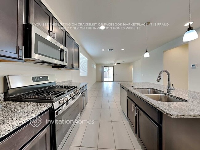 Building Photo - 5709 W Atlantis Ave