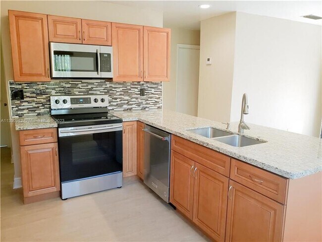 Foto del edificio - 2901 SW 33rd Ct