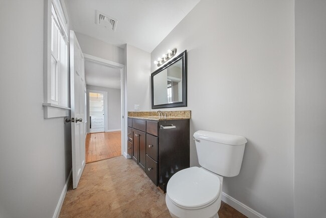 Building Photo - 16 Bellevue Ave