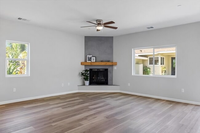 Foto del edificio - 753 Suzanne Ln