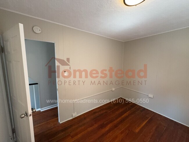 Foto del edificio - 4 BEDROOM HOME FOR RENT IN NORRISTOWN