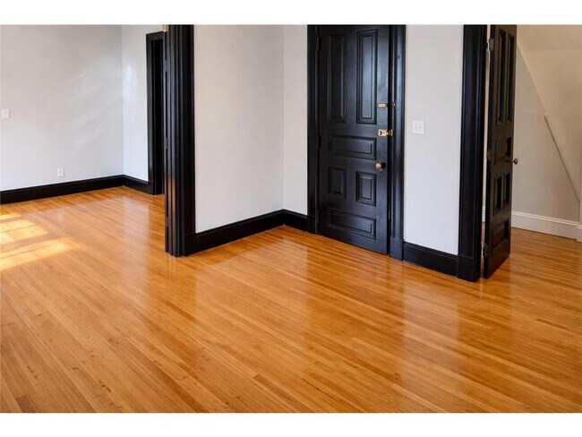 Foto del edificio - 283 Front Ave