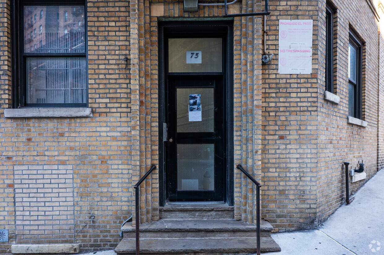 Building Photo - 75 Fairview Avenue