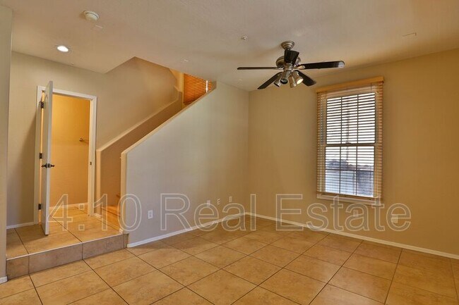 Foto del edificio - 2769 S. Sulley Dr