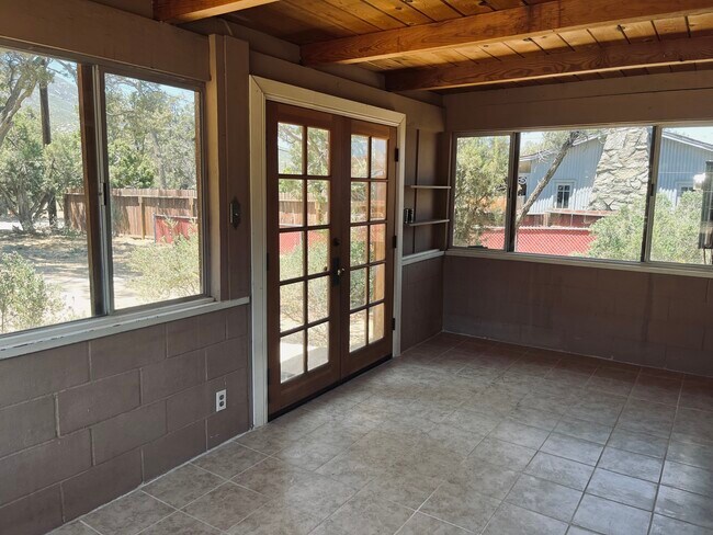 Foto del edificio - 69720 Mountain View Ave