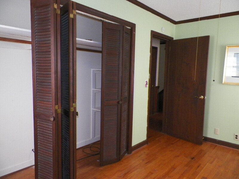 Foto del edificio - 1002 Cherry Ln